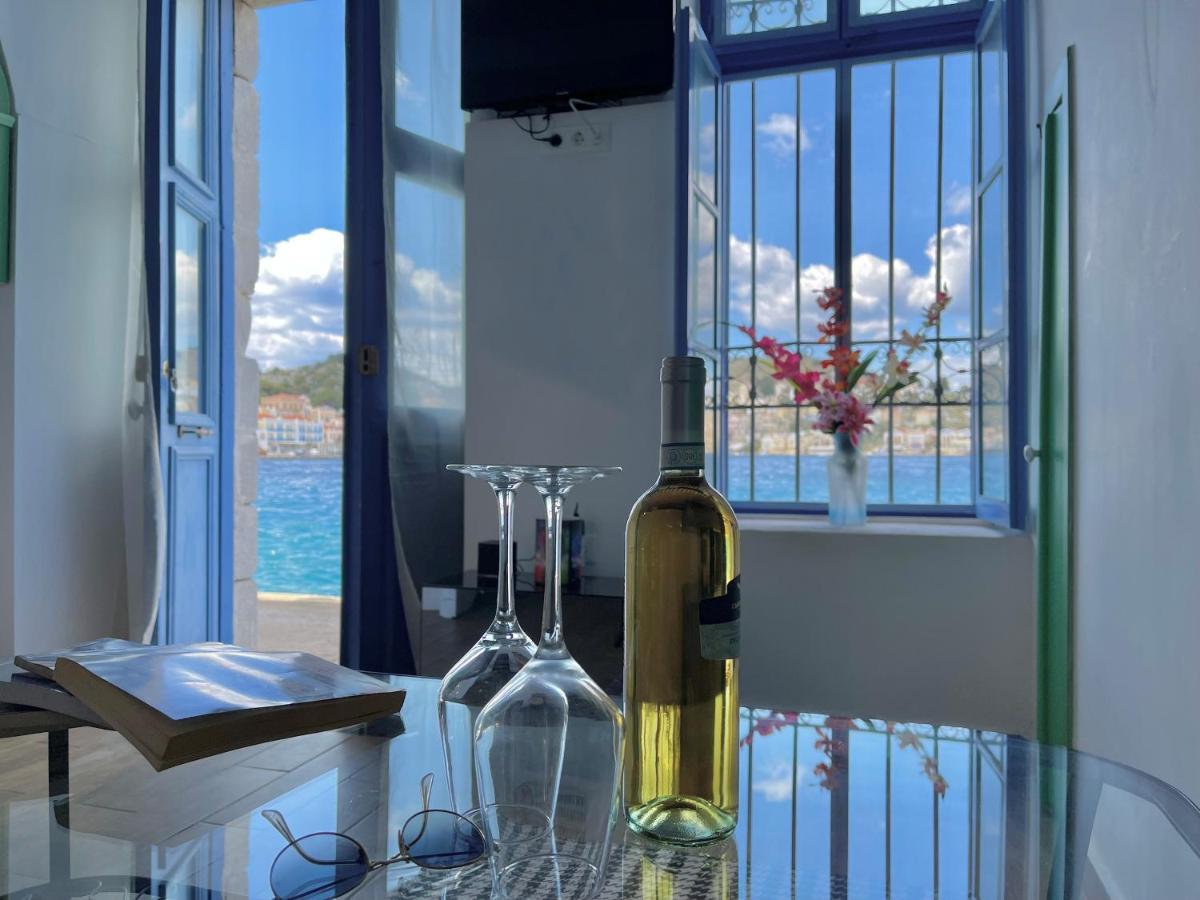 Seafront - Harbour View , Pitini 2 Apartment Сими Екстериор снимка