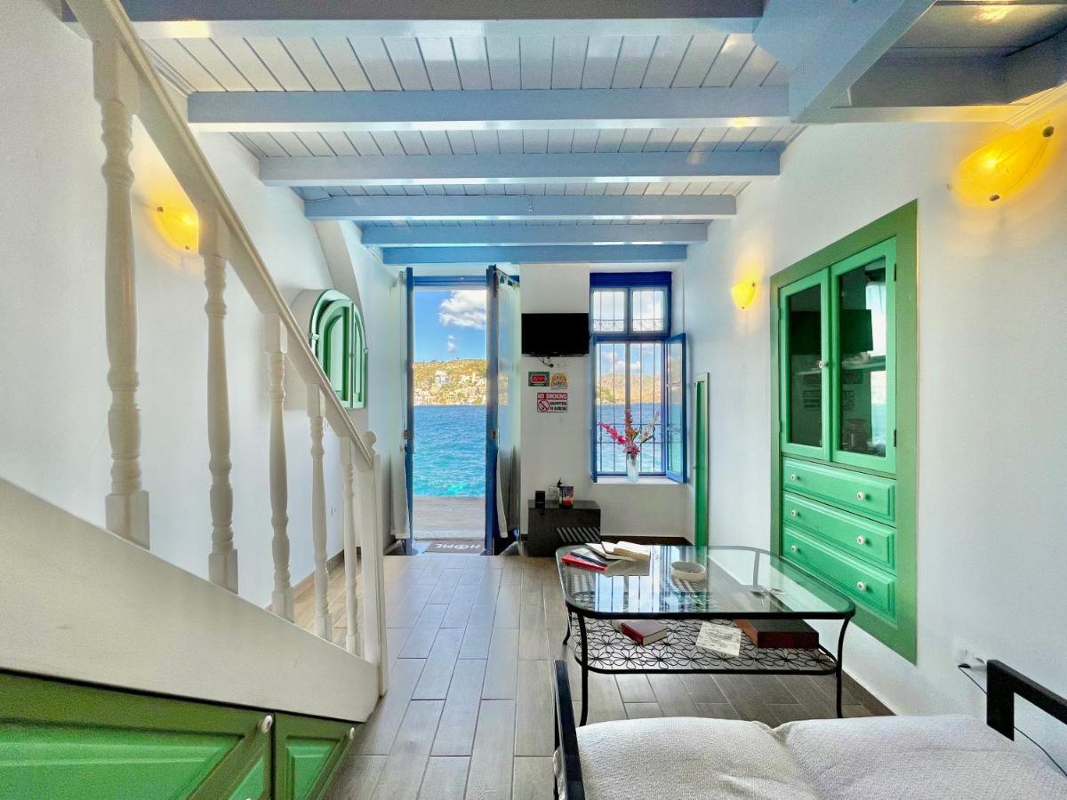 Seafront - Harbour View , Pitini 2 Apartment Сими Екстериор снимка